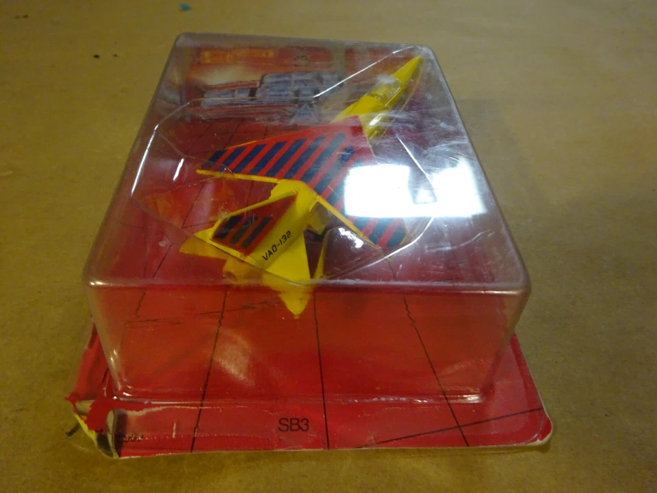 Vintage 1988 Matchbox Sky Busters Mirage SB3 Military Aircraft - Image 2 of 4