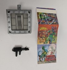 1984 Mattel Secret Wars Marvel Kang Original Shield  Insert  Gun