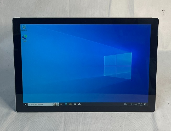 Microsoft Surface Pro 1796 Tablet 12.3