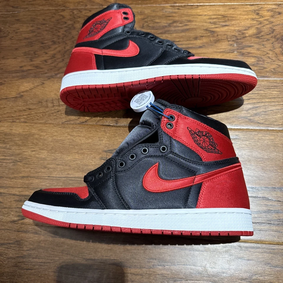 Talla 9.5 - Air Jordan 1 Retro OG SE 2016 Alto Satén Prohibido Foto 3 de 4
