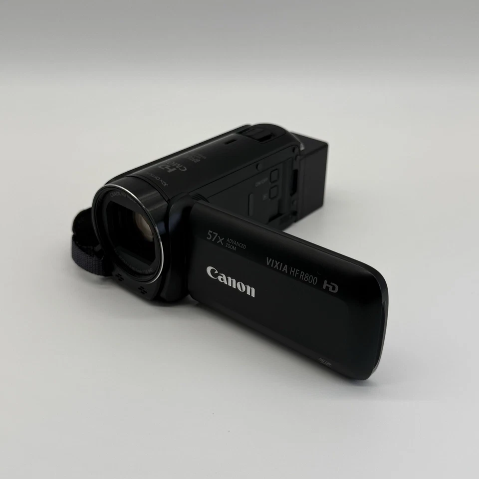 Canon VIXIA HF R800 HD Digital Camcorder 57X Advanced Zoom - Black - Image 3 of 4