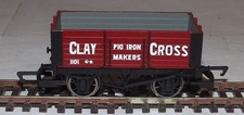 HORNBY R6617 6 PLANK WAGON - CLAY CROSS