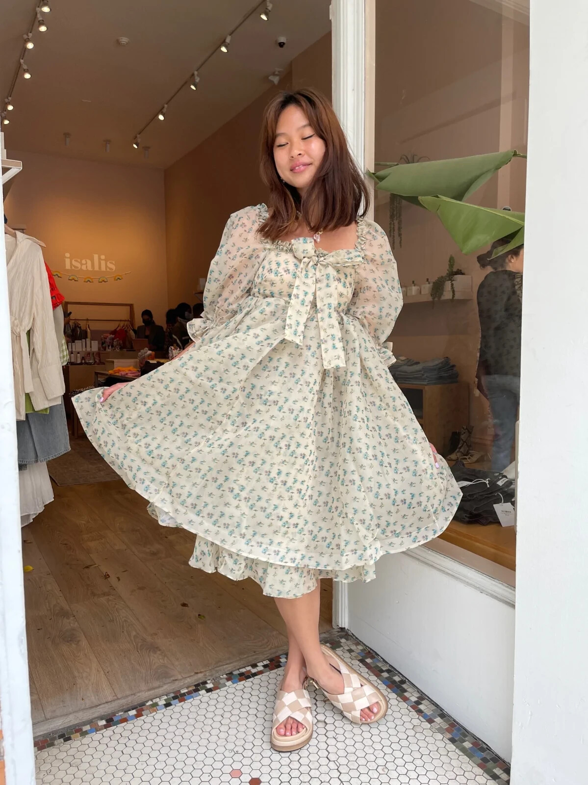 NWT!!!! Selkie The Hazy Floral Shabby Chic Dress Size Small image 9