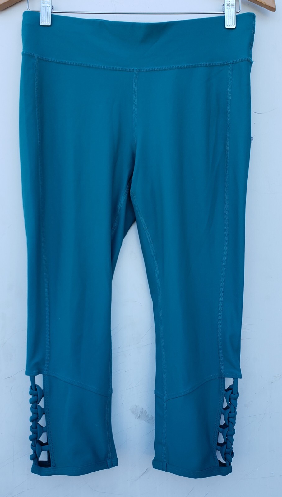 Women's Xersion Activewear Stretch Yoga Carpi Shorts Size Medium eBay