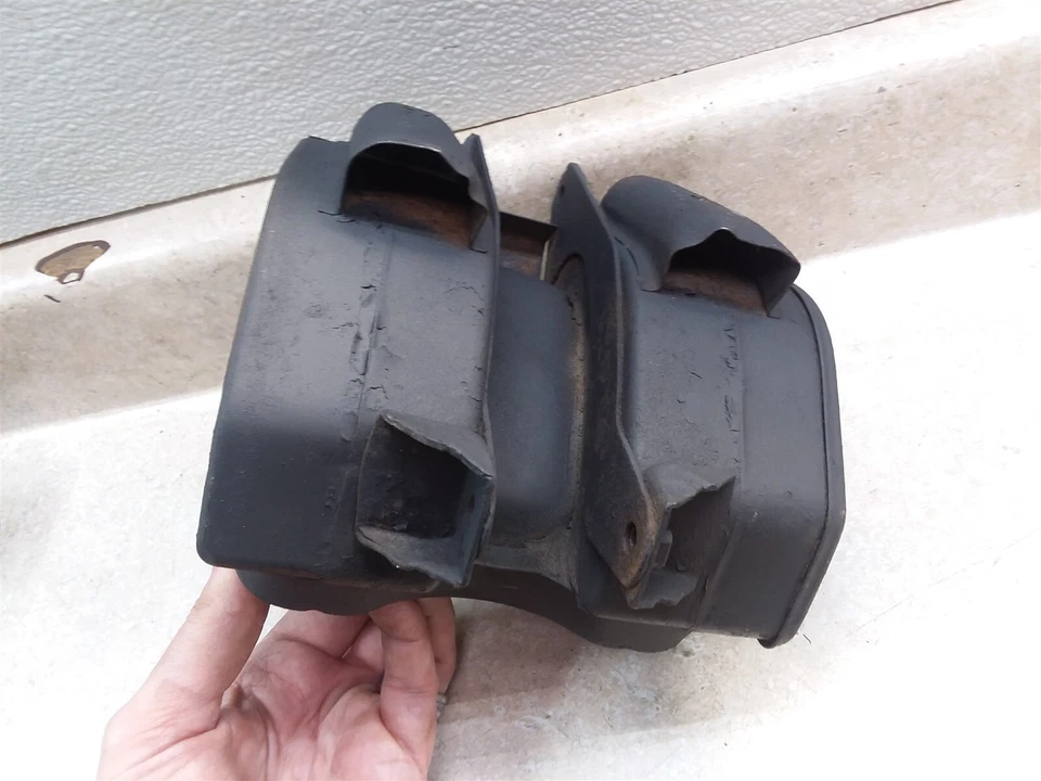 Yamaha 200 CS5 1972 Air Box Chamber Housing #27 ANX ARP E11 - Image 4 of 4