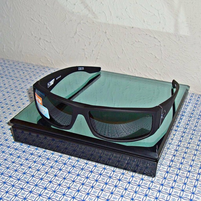 buy spy sunglasses online