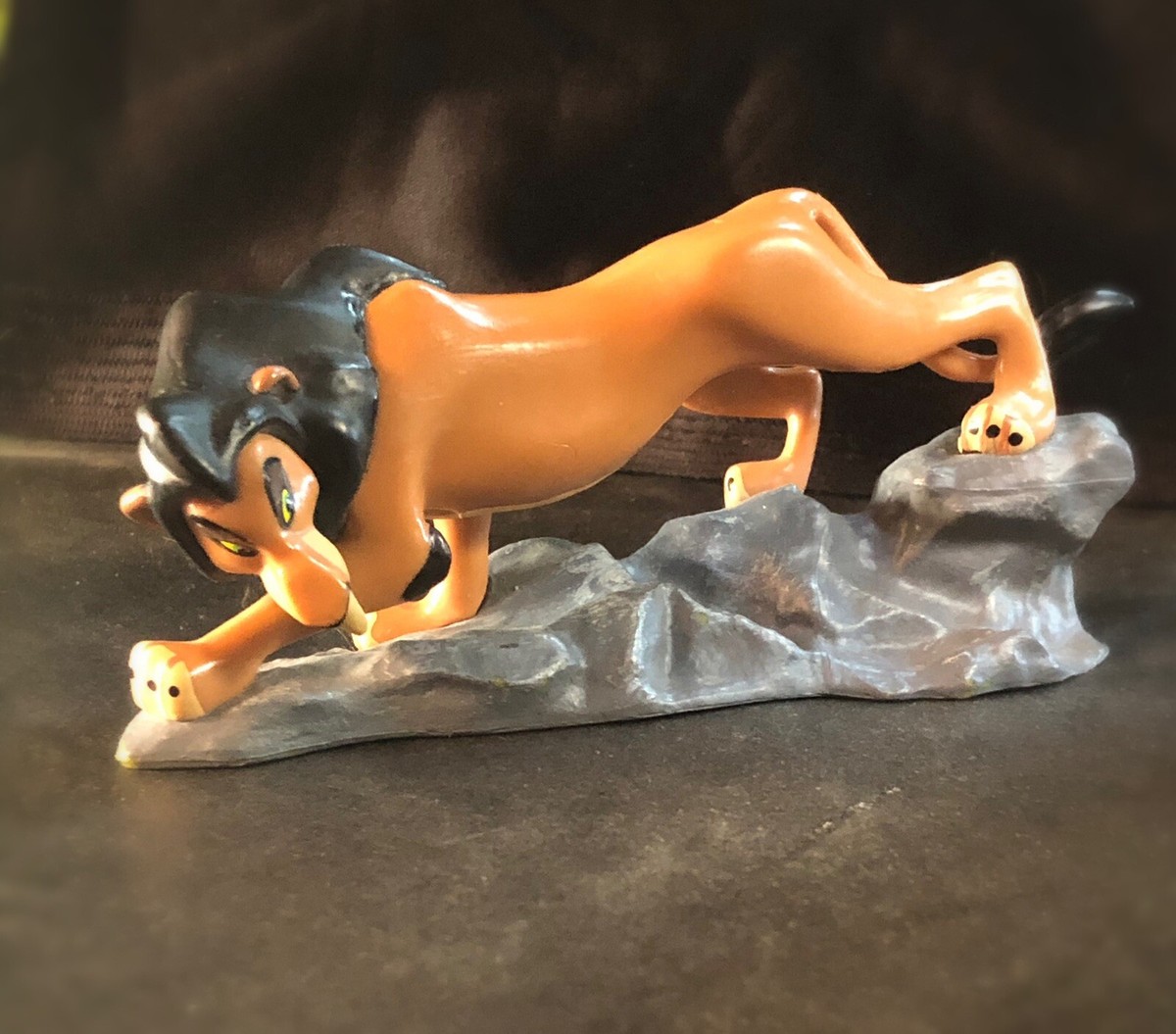Disney Store Original SCAR Mufasa's Brother Lion King Figurine