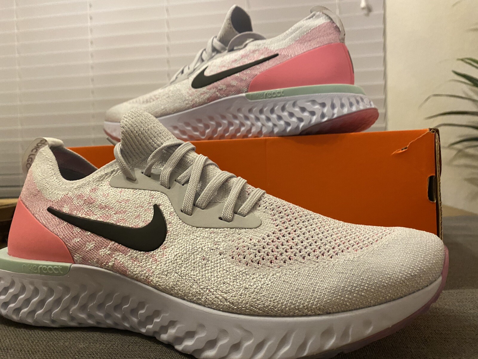 pink nike epic react