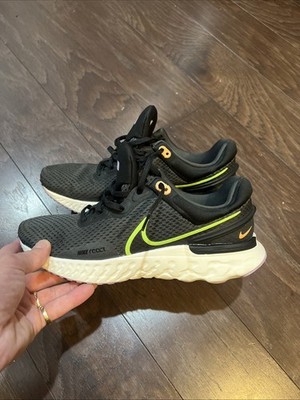 Nike Miler 3 Size 8.5 react