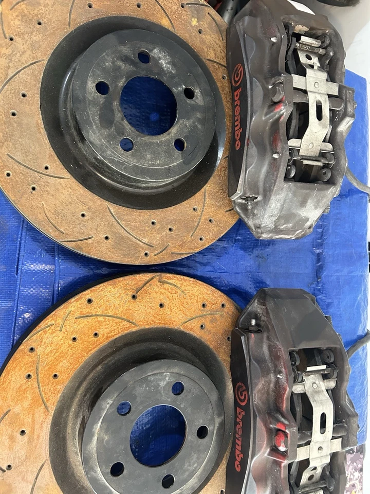 Pinzas y rotores Mustang GT 2015-2020 Brembos  Foto 2 de 4