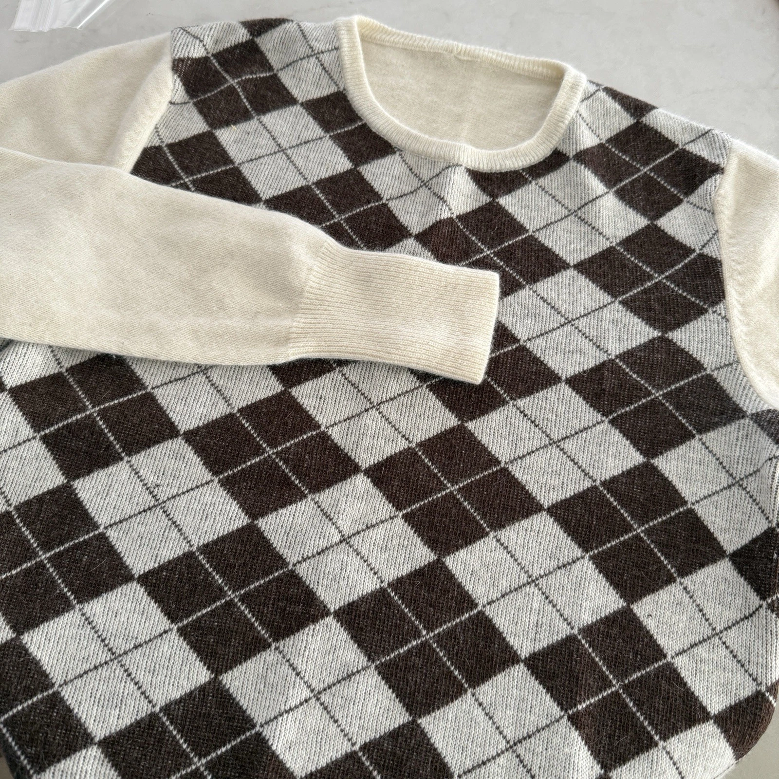 VIntage Wool Argyle Sweater Unisex Preppy Crew Neck *READ*