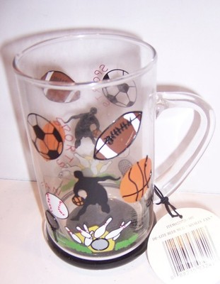 VINTAGE NWT DE-LITE ''SPORTS FAN'' BEER MUG W/RAISED DESIGN