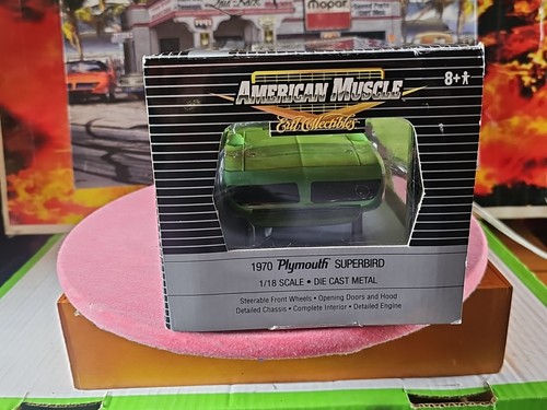 VINTAGE ERTL AMERICAN MUSCLE 70 PLYMOUTH SUPERBIRD VERDE TETTO NERO BELLA AUTO 🚗 - Foto 4 di 24