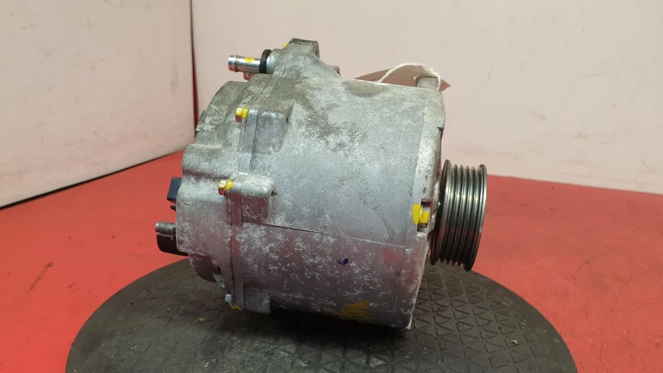 AUDI RS6 MK4 C7 2017 ALTERNATOR 4.0L PETROL CWUB 079903015P - Image 4 of 4