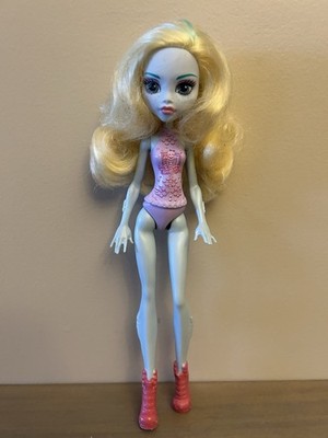 Monster High Cheerleader Lagoona Blue Daughter of A Sea Monster Doll 2016
