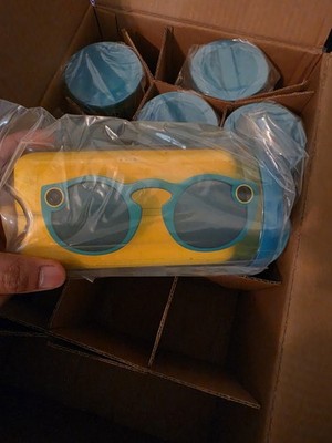 NEW SEALED Snapchat Spectacles 1st Gen Camera Glasses w/ Charging Case