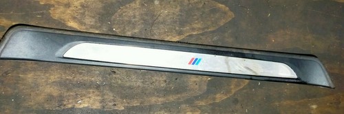 Sill trim set