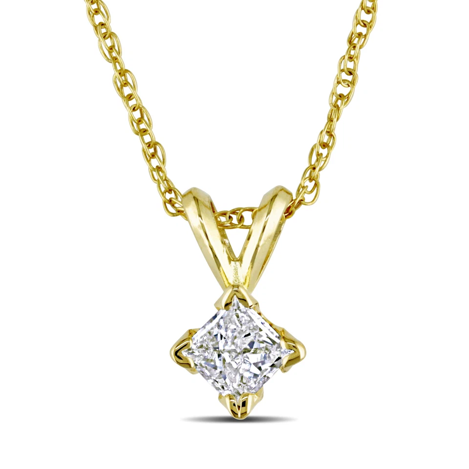 Amour 14k Yellow Gold 1/4CT TDW Princess Cut Diamond Solitaire Pendant w Chain