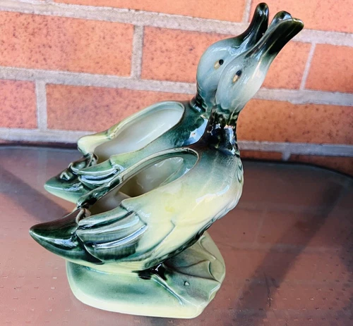 Vintage Hull Pottery Double Duck Planter #95 USA Green