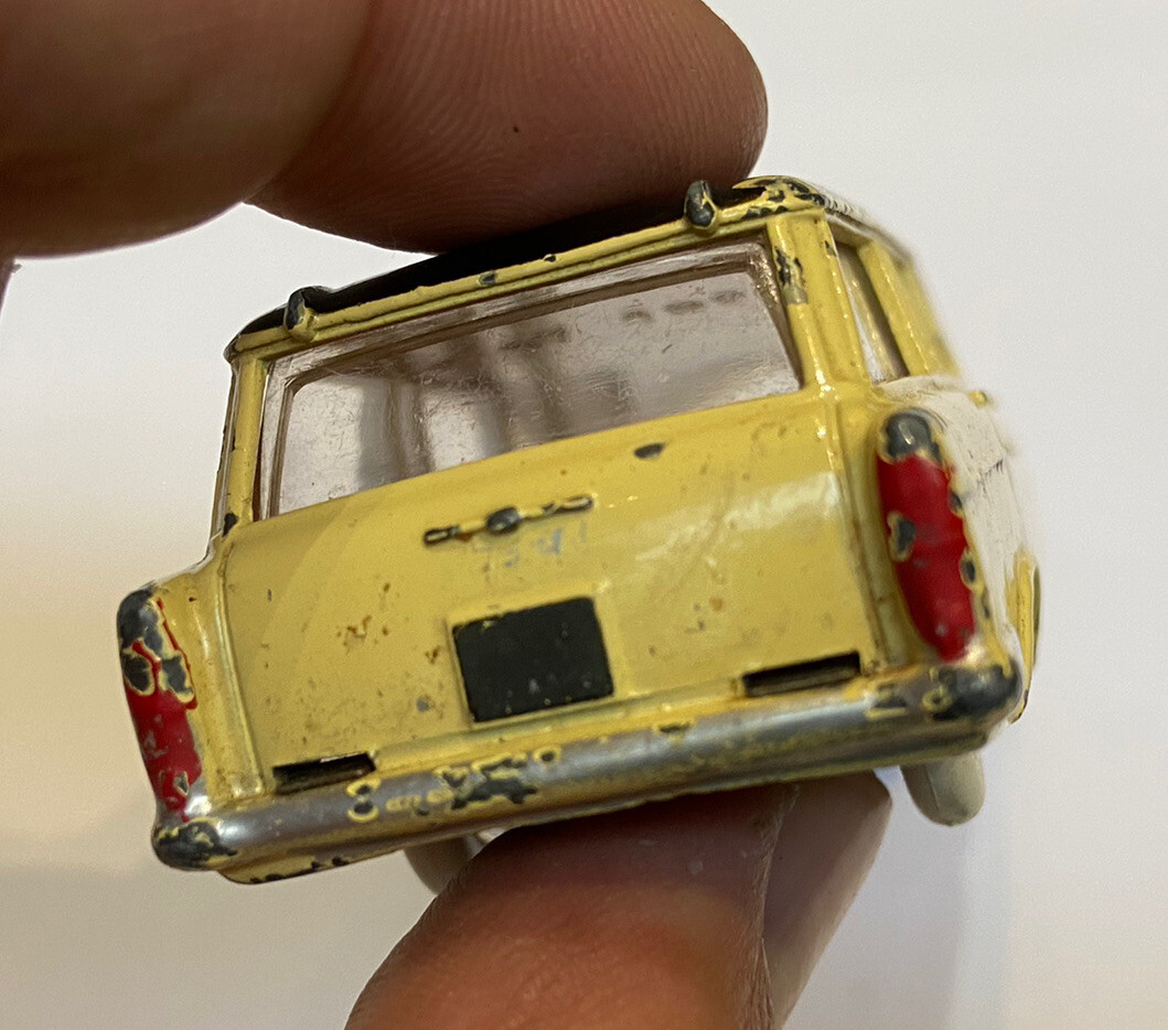DINKY TOYS 202 Fiat Abarth 2000 EUR 20,00 - FR