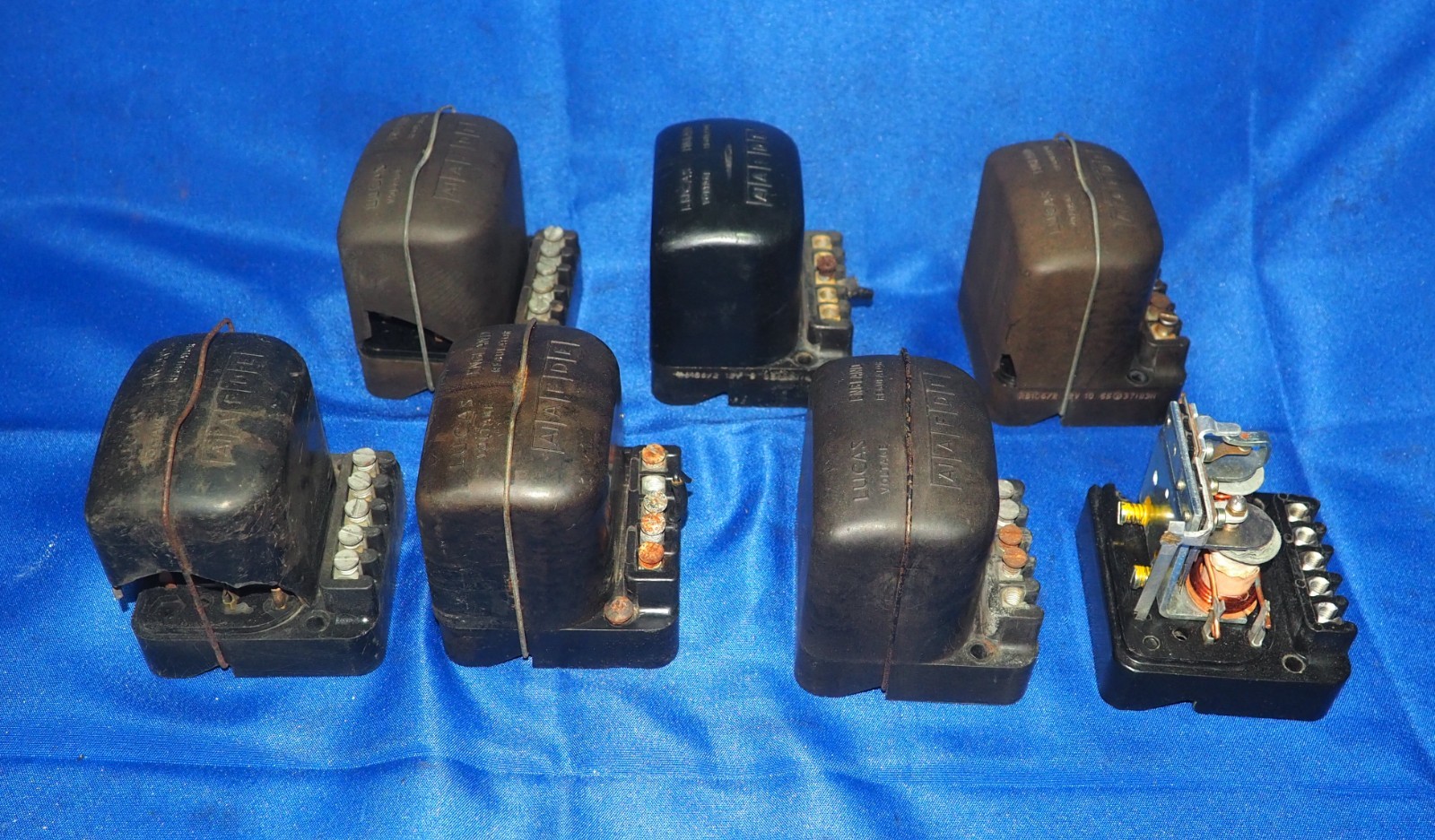 Lot of Jaguar Austin Healey MG Rolls Royce Lucas Voltage Regulators RB106/2 12V