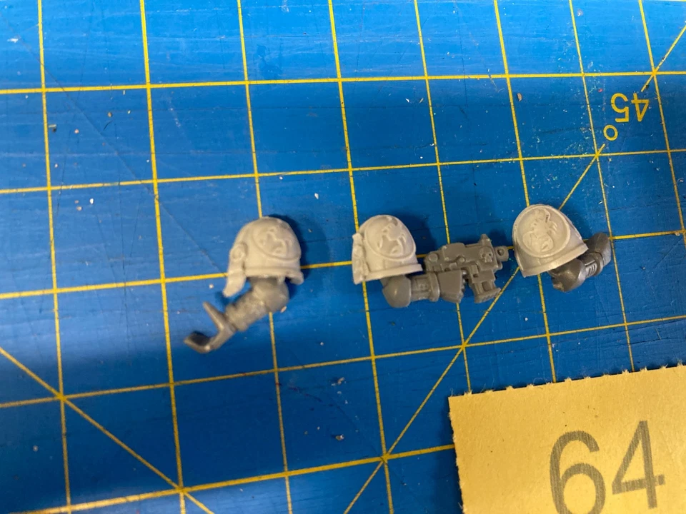 3x Forge World Red Scorpion Fuera de Uso Almohadillas de Hombro Marines Espaciales Warhammer 40k Ciudadela Foto 4 de 4