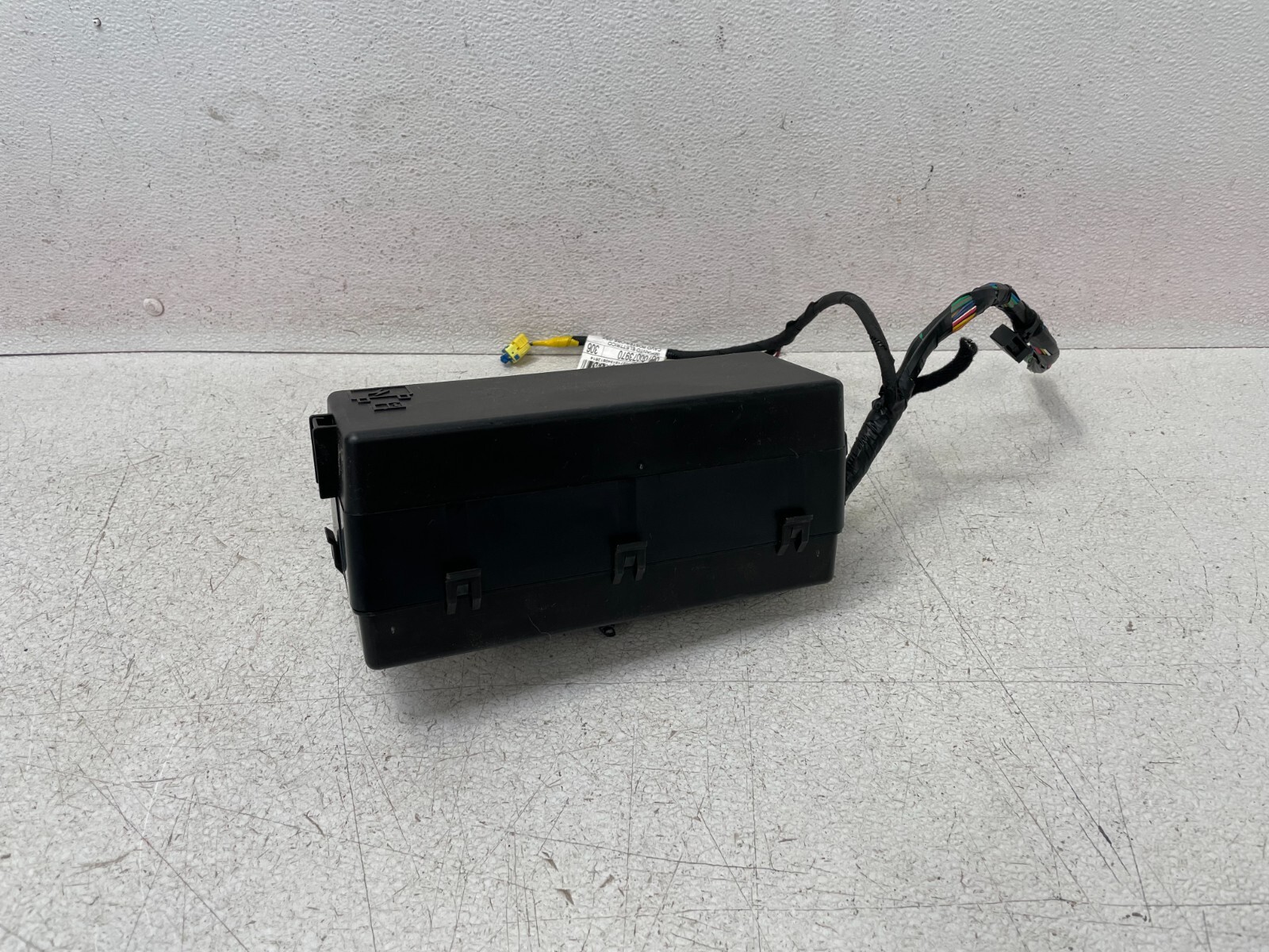 Maserati Quattroporte 2014-2017 Rear Fuse box