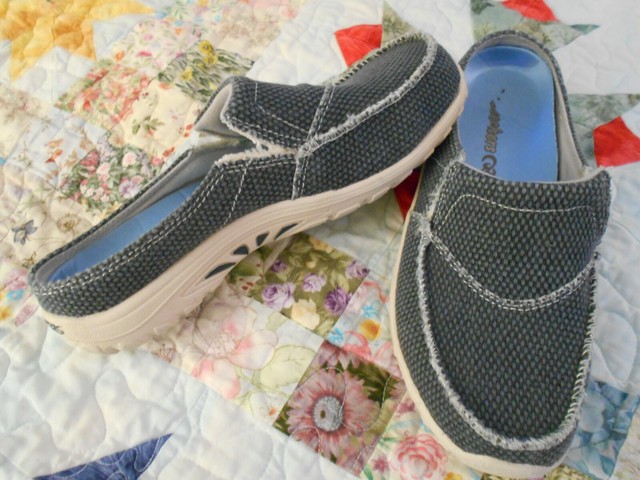 skechers size 6