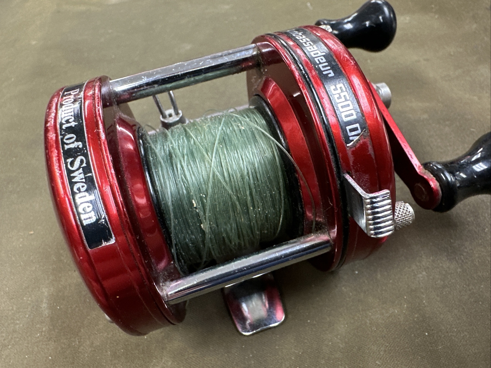 Abu Garcia Ambassadeur 5500 DA (5500DA) - Vintage Red Level Wind Fishing  Reel