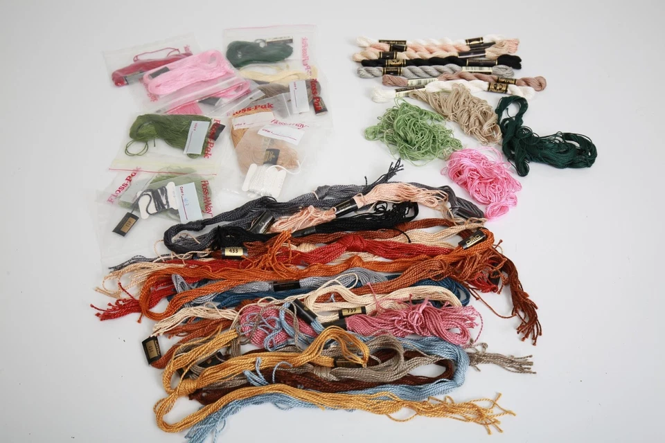 DMC Colorfast Grand Teint Embroidery Floss Thread Yarn Needlepoint Lot - Image 2 of 4