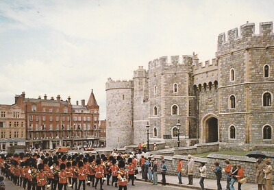 ***ORIGINAL POSTKARTE ***WINDSOR-CASTLE-KÖNIGIN ELIZABETH-PRINZESSIN KATE-ADEL