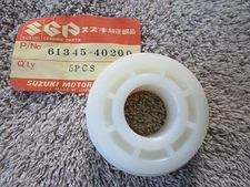 NOS SUZUKI CHAIN GUIDE DEFENSE RM100 1979-1980-1981 RM125 1979-1980 RM 100 125