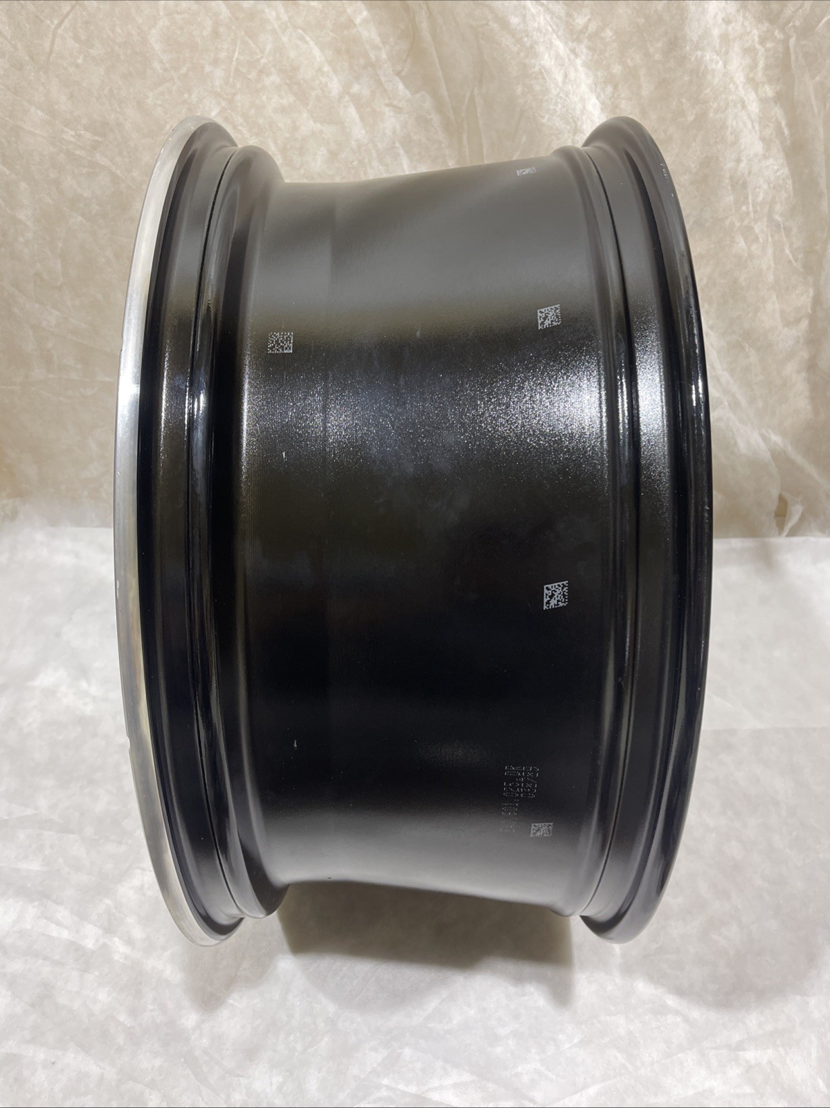 2019-2022 OEM Lamborghini Urus 22" Rim Wheel Black/Silver 4ML601025K, New