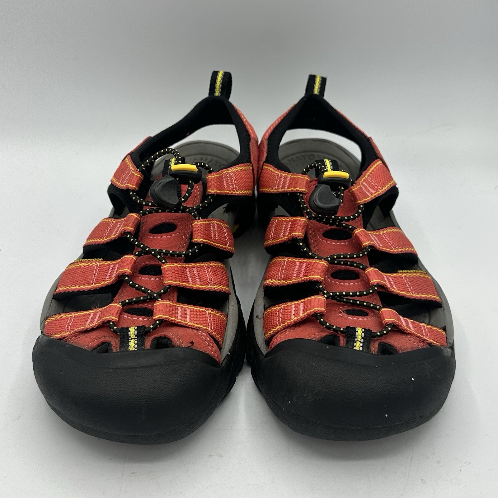 Sandali KEEN taglia M7 W8 8 5 unisex escursionismo fiume outdoor rosso barbabietola