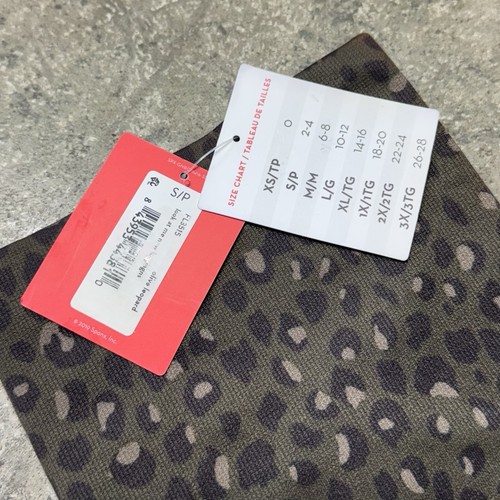 Spanx Look At Me Now kleine nahtlose Damen-Leggings olivgrün Leopardenmuster neu mit Etikett - Bild 3 von 8