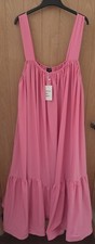 BNWT Ladies Pink Dress Size 18