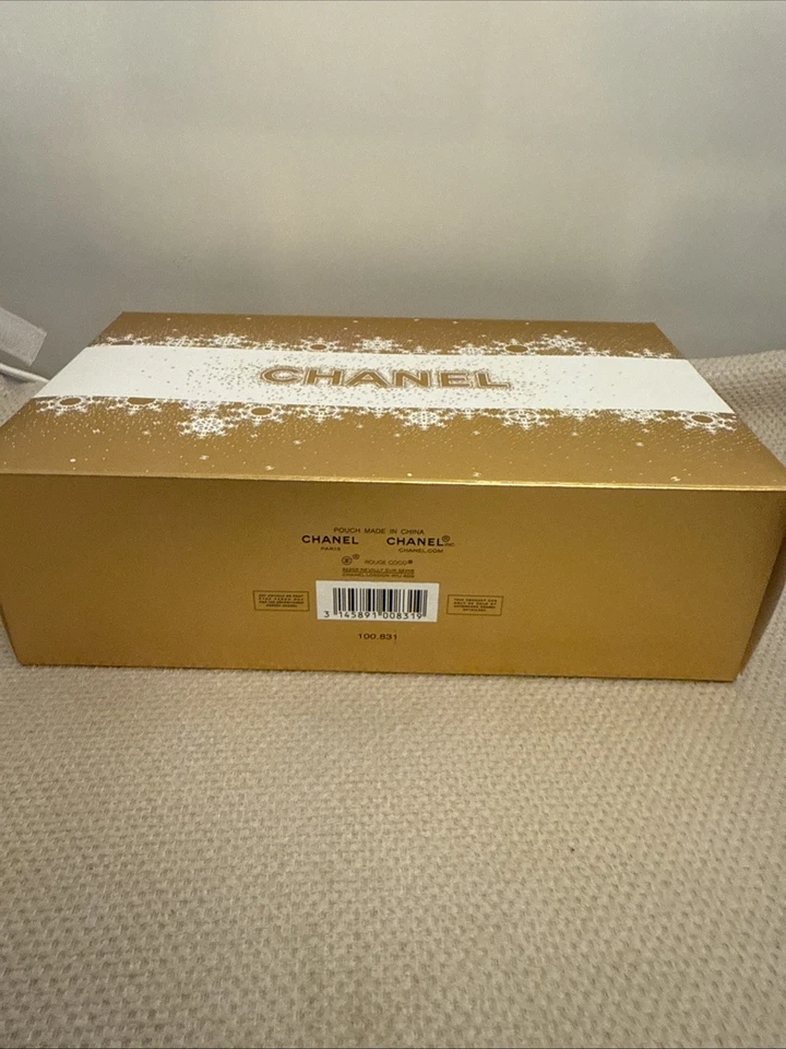 NIB Chanel Maximum Brilliance Christmas 2024 Lipgloss Trio Gift Set With Pouch - Image 3 of 4