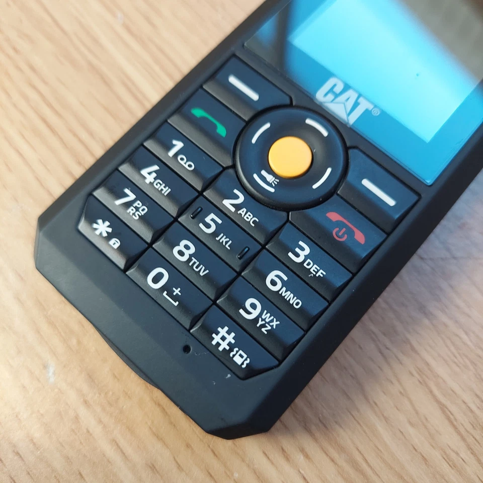 CAT B30 Dual Sim 3G, Waterproof Rugged Phone, Unlocked, 2", Black, 1GB, NO Chrgr - Image 3 of 4