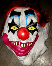 NEW EVIL CLOWN HALLOWEEN MASK MENS ONE SIZE RED HAIR NASTY TEETH SCARY EYES