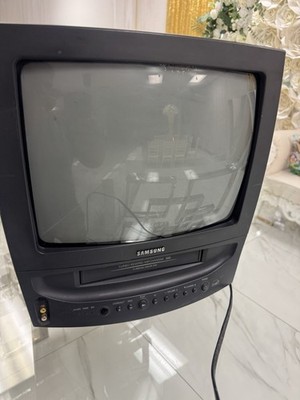 Samsung TV VCR Combo CXJ1352  13'' VHS Retro Gaming No Remote Tested Working