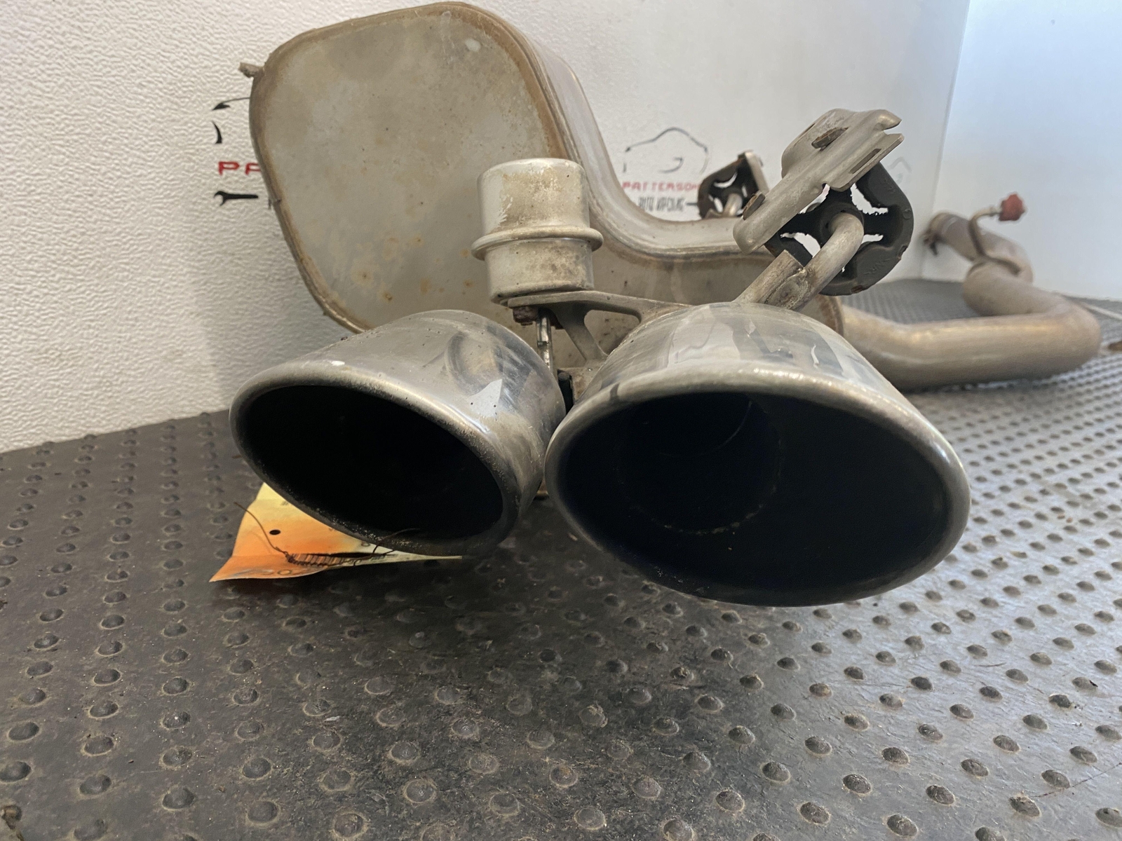 14-19 MASERATI GHIBLI SQ4 REAR EXHAUST MUFFLER TIP 3.0 AWD