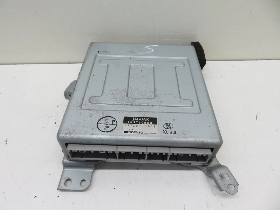JAGUAR X300 XJ6 XJR ECU AIR CONDITIONING HEATER CONTROL UNIT 1994-2001 1744-5 - Image 3 of 4