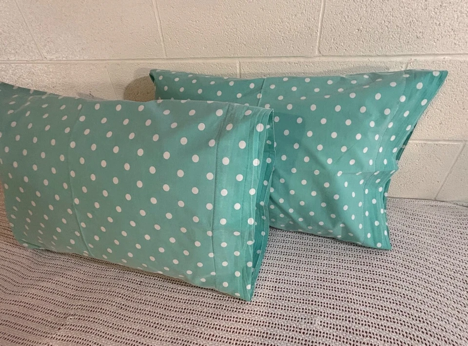 Pottery Barn Teen Dottie Standard 2 наволочки для бассейна зеленые белые в горошек - Изображение 3 из 4