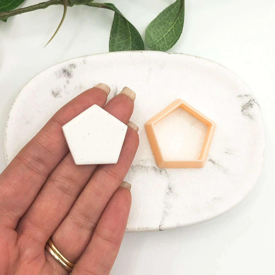 KALY AND KLAY Pentagon Clay Cutter. Classic Shape for Crafts, Jewellery & Earring Makers Tools