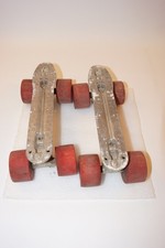 Vintage Roller Skate Trucks Hangers Chicago Roller Skate Co. Size 9