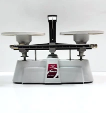 Ohaus 1400/1500 Series Analytical Scale Two Pan Balance