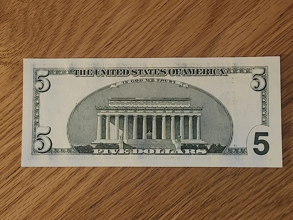 2001 $5 "STAR NOTE" UNC/GEM SAN FRANCISCO CL03833917* 1 OF 3 CONS SERIAL NUMBERS - Image 2 of 4