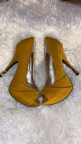 qupid yellow heels