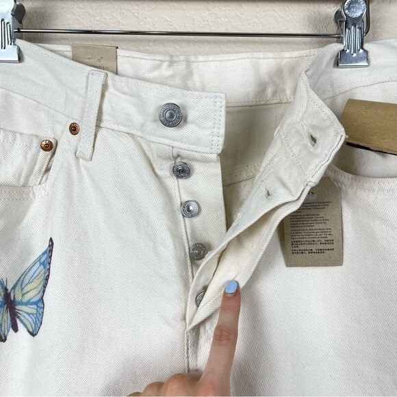 Levi’s 501 Original Fit Women's Straight Leg Butterfly Print Jeans Size 28 x 28 image 3