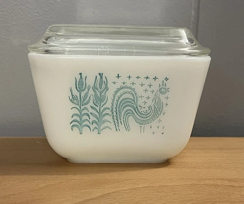 Vintage Pyrex 501 TURQUOISE 1 1/2 CUP AMISH BUTTERPRINT Refrigerator Dish W Lid